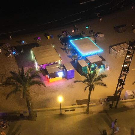 Appartement Spacieux, Front De Mer, Vue Splendide Salou Kültér fotó
