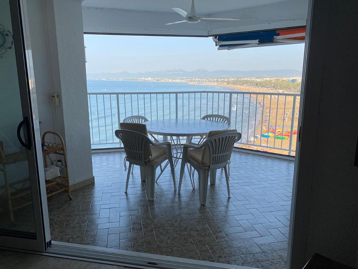 Appartement Spacieux, Front De Mer, Vue Splendide Salou Kültér fotó