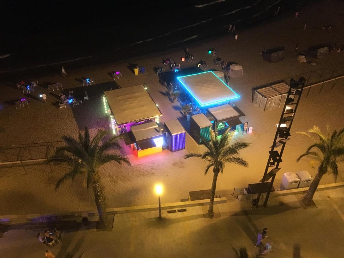 Appartement Spacieux, Front De Mer, Vue Splendide Salou Kültér fotó